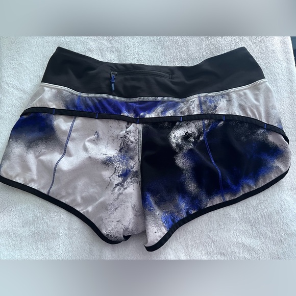 Milky Way multi print black speed up shorts low rise size 6 - Picture 3 of 7